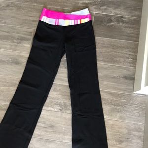 Lulu Lemon straight leg pant